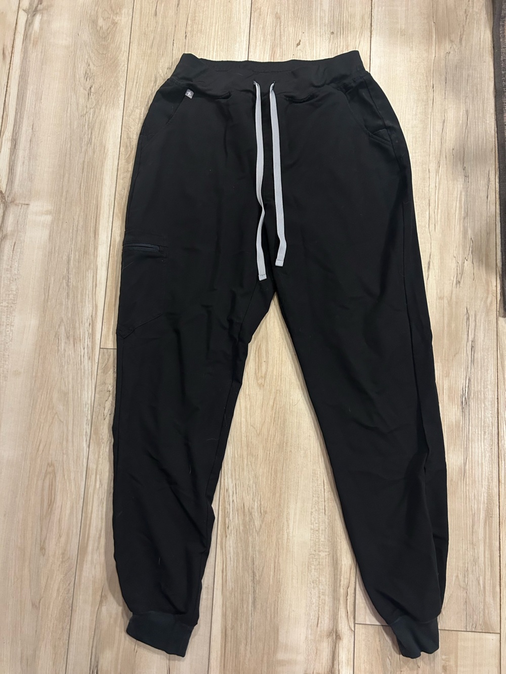 Figs Women’s Black Jogger Pants with Contrast Drawstring